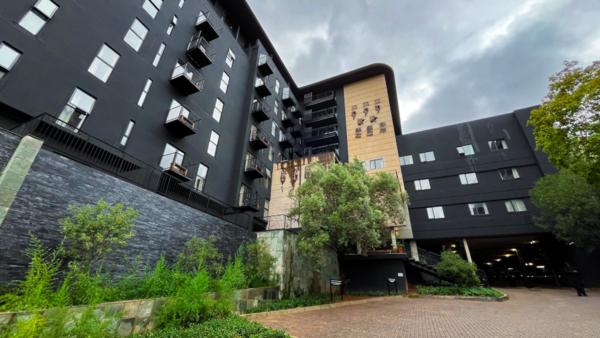 Apartment / Flat For Sale in Sandton City, Sandton
