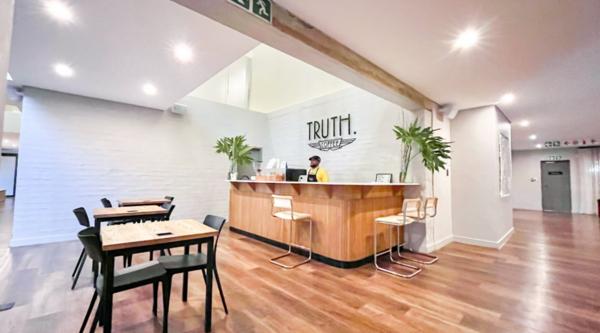 Apartment / Flat For Sale in Sandton City, Sandton