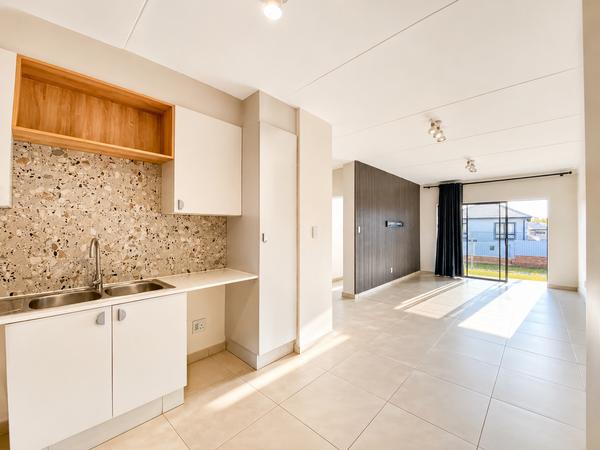 Apartment / Flat For Rent in Craigavon, Sandton